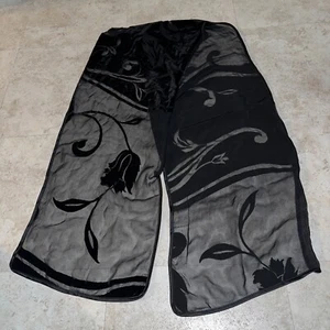 Vintage Damen Blumenschal weich seidig durchsichtig Chiffon und Velours Schal dünn schwarz - Bild 1 von 8