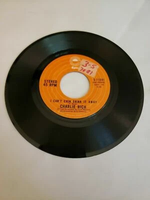 Charlie Rich - I Can't Even Drink It Away - Epic  (45RPM 7”Single)(J512)  - Image 1 of 2