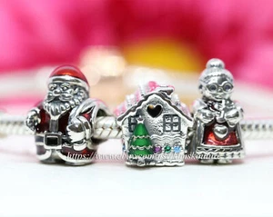 PANDORA Set Regalo 3 Ciondoli di Natale Santa San Nicola 791231ENMX, 798471C01, 792005EN07 - Foto 1 di 5