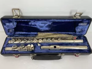 Armstrong 90 Sterling Silver Body & Head Joint Flute w/ Hard Case - Picture 1 of 8