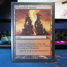 1X DRAGONSKULL SUMMIT - MAGIC 2011 (M11) - NEAR MINT - MTG