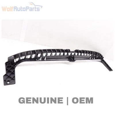 2018-2021 BMW I3S — верхний центральный кронштейн крепления заднего бампера 7296779 - Изображение 1 из 4