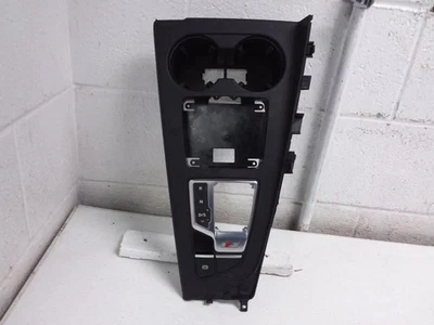 S4 AUDI 2018 consola delantera negra con doble portavasos bisel de cambio OEM          Foto 1 de 4