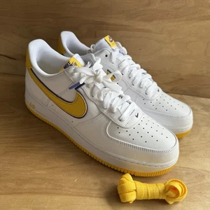 Nike Air Force 1 Low Retro QS Kobe Bryant Lakers Home (2024) Hombre’s 13 FZ1151-100 - Imagen 1 de 11