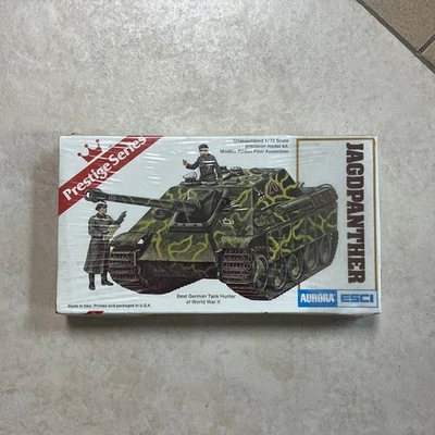Vintage model kit 1978 Aurora 1/72 Kit JAGDPANTHER 6216 WW2 Tank Sealed Kit - Image 1 of 2