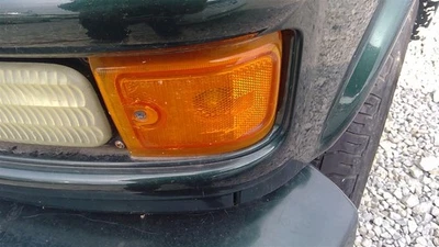 Conjunto de luz marcadora lateral usada se adapta a: Chevrolet Express 1500 2002 furgoneta marca lateral Foto 1 de 4