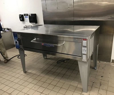 Baker’s Pride EP-1-8-5736 74” horno de una sola cubierta 208v trifásico Foto 1 de 4