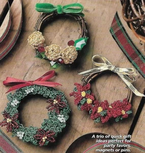 3 Christmas Wreath Magnets or Pins crochet PATTERN INSTRUCTIONS - Picture 1 of 1