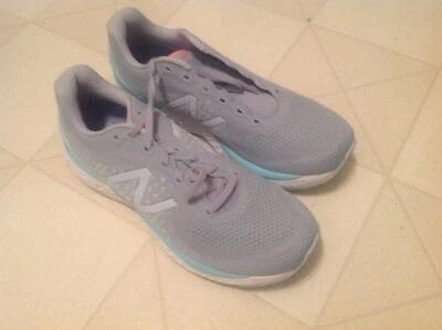 Women's New Balance 880V10 US 8 - Image 1 of 2