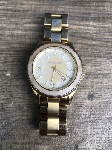 Orologio Michael Kors MK 5260 grande oro MOP unisex grosso bracciale elegante