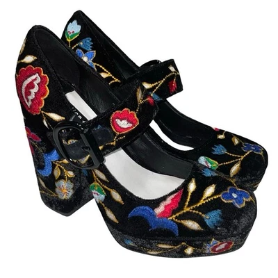 Alice + Olivia Black Velvet Floral Embroidered Platform Heels    Size: 38M US 8 - Image 1 of 4