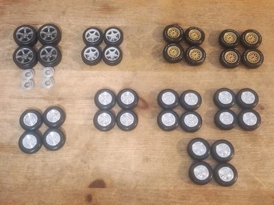 ЛОТ ИЗ 9 КОМПЛЕКТОВ 1/18 колеса и шины-ЗАПЧАСТИ - Изображение 1 из 4