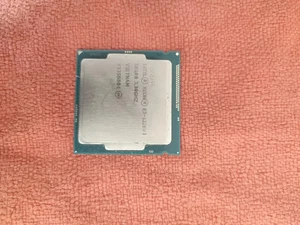 Intel Xeon E3-1226 v3 / 8M/ 3.30GHz /  Quad Core LGA 1150 Prozessor - Foto 1 di 2