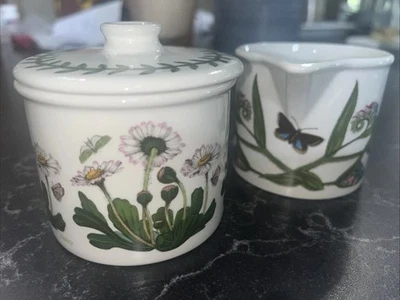 Portmeirion Botanic Garden Sugar Bowl Drum with Lid Daisy & Creamer ForgetMeNot - Image 1 of 4