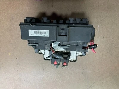 Jeep Commander 2006 caja de fusibles módulo de control de carrocería BCM i6894 DG1 fabricante original Foto 1 de 4