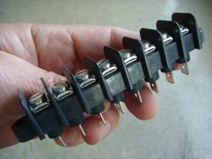 ONE Lot FIVE (5) 8-Position Terminal Blocks/Strips -- New and Unused - Bild 1 von 9