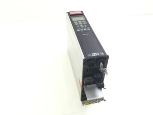 Danfoss VLT5005PT5B20STR3D0F00A00C0 Frequenzumrichter 7.2/6.3A + 175Z0401 - Bild 1 von 7