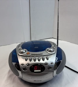 MP3126 blu Clear Blue Memorex Radio Stereo Boombox CD Cassette Works Cd/Am/Fm - Picture 1 of 15