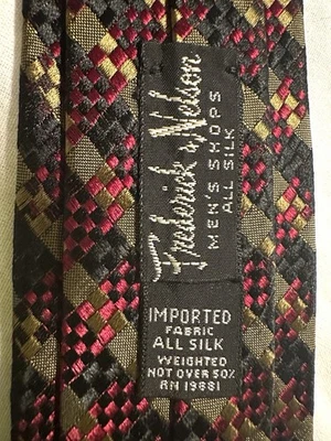Corbata de seda Frederick And Nelson vintage tejida a cuadros borgoña oliva Foto 1 de 2