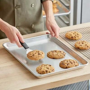 (2) x Choice Half Size 13" x 18" 19 Gauge Wire in Rim Aluminum Bun / Sheet Pan - Picture 1 of 2