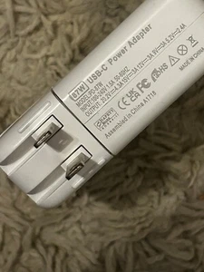 Apple MacBook Pro Charging Box 87 Watts NON GENUINE APPLE BOX - Picture 1 of 4