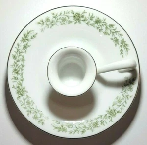 Mikasa Montclair Fingerspitze/Kegel Kerzenständer #: G-9059 - Bone China - Bild 1 von 4