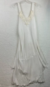 BRAND NEW Linea Donatella Women M Ivory Beaded Lace Detail Nightgown Tie Waist - Picture 1 of 18