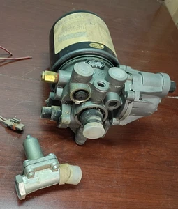 MERITOR WABCO System Master SS1200 SINGLE AIR DRYER 12V RWAB 111 1000 4324430010 - Bild 1 von 22