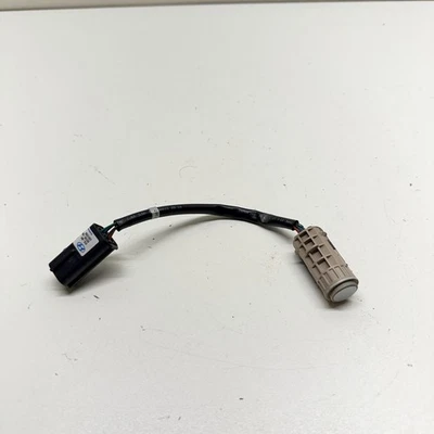 Sensor de proximidad de ayuda de estacionamiento trasero Hyundai Genesis Equus 2009-2014 957203M000 OEM Foto 1 de 4