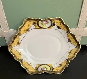 Vintage Noritake Hand-Painted Scalloped Edge Side Dish made in Japan - Picture 1 of 3