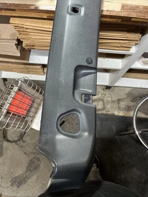 Toyota Solara 2004-2008 moldura delantera convertible Foto 1 de 4