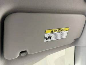 Passenger Right Sun Visor Canada Market Fits 21-24 SELTOS 2733095 - Bild 1 von 11