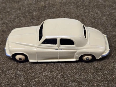 Vintage DINKY - ROVER 75 - 140b - Image 1 of 4