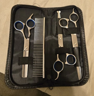 Juego de aseo para perros con estuche con cremallera Foto 1 de 4