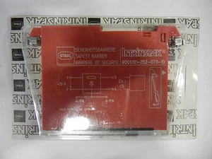 Stahl: 90001/01-252-070-10 - Safety Barrier Intrinspack - Picture 1 of 2