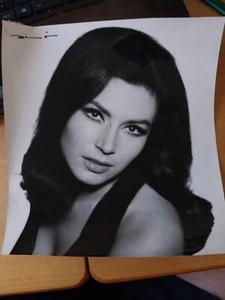 ROCIO JURADO APROX 1967 FOTO SIMON AGENCIA 21 X 18,8 CMS ORIGINAL EPOCA - Imagen 1 de 3