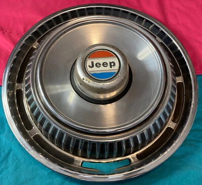 Tapacubos Jeep CJ Wagoneer Cherokee cubierta de rueda 1974 1975 1976 1977 1978 1979 Foto 1 de 4