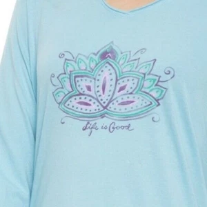 Med NWT Women's Life Is Good Peaceful Lotus Pale Blue Lightweight LS Hooded Tee - Picture 1 of 3