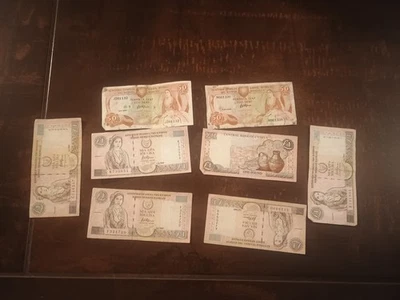 Cyprus  LOT 8 BANKNOTE  !!!!!!!!!! - Image 1 of 2