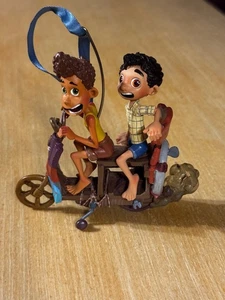 DISNEY SKETCHBOOK ORNAMENT - Luca  & Alberto 2021 - Picture 1 of 2