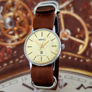 Vintage Watch USSR RAKETA Gold Dial Soviet Wristwatch Mechanism 2609.HA 19J - Picture 1 of 16