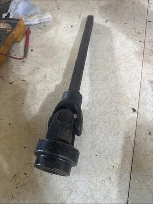Cub Cadet 717-3488 3000 Series Deck Driveshaft Front Half.  DS-18 - Image 1 of 2