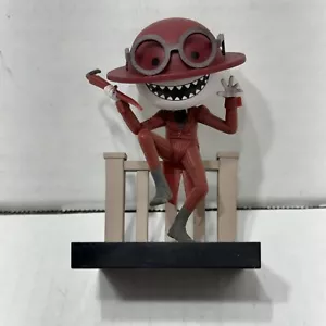 Yume Toys Horror Classic Series The Crooked Man Conjuring 2 Funko Style Vinyl - Bild 1 von 5