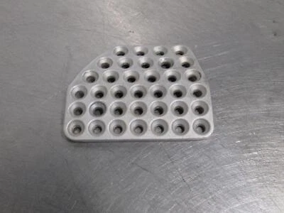 EB1406 2024 24 FERRARI 296 GTS PEDAL DE FREIO PLACA PERFURADA - Imagem 1 de 4