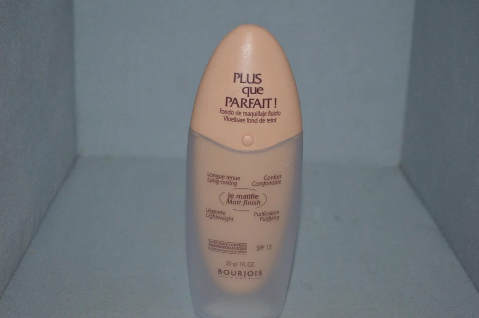Bourjois Plus que Parfait Fluid SPF 15 Foundation 17 Cafe Parfait 1oz New - Image 1 of 1