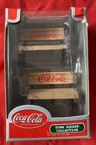 COCA-COLA Stadtplatz Weihnachtsdorf Zubehör Figur ~ PARKBÄNKE - Bild 1 von 9