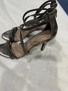Women’s Stiletto Heels Silver By Christian Soriano Size 9 - Picture 1 of 10