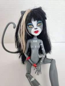 Monster High Doll First Wave 2011 Werecat Purrsephone Nude - Picture 1 of 6