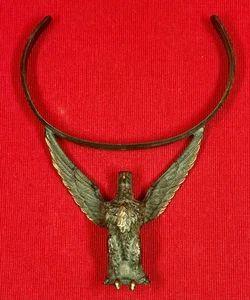 bronze ameublement ?  Aigle aux ailes déployées - 10 x 12 cm pour l'aigle - Imagen 1 de 7