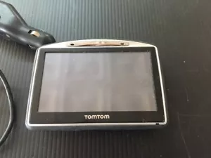 TomTom GO 730 US & Canada Automotive Mountable GPS Receiver go730 WORKS B12 - Picture 1 of 2